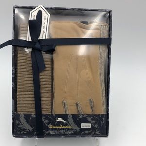 Tommy Bahama Wool Beanie & Suede Gloves Set